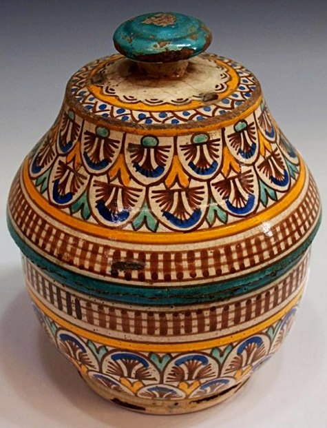 How Is Moroccan Pottery Typically Made And Designed?